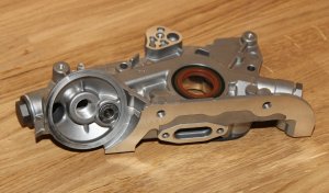 (Bild für) ÖLPUMPE FÜR/KOMPATIBEL ZU OPEL 2,0 TURBO Z20LET O.E. TEILENUMMER ZU VERGLEICHSZWECKEN: 646063