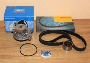(Bild für) ZAHNRIEMEN SATZ ZAHNRIEMENSATZ FÜR/KOMPATIBEL ZU 20V TURBO AAN MOTOR 100 S2 S4 S6 O.E. TEILENUMMERN ZU VERGLEICHSZWECKEN: 054109119E 054109119H 078109244C 054109479A 078109244 078109244F 054121004 054121004A EAN: 3165141094237